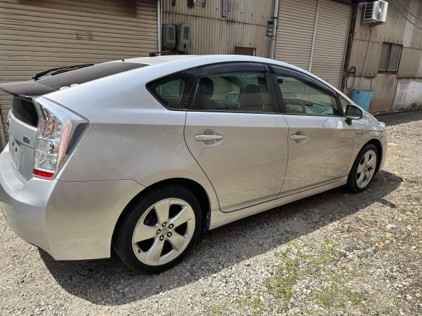 Toyota prius S Led